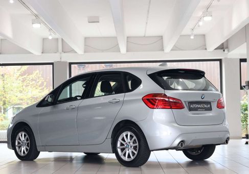BMW 218, 2018 3