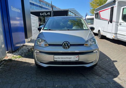 Volkswagen up!, 2021