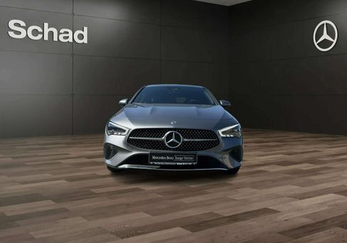 Mercedes-Benz CLA 180, 2025