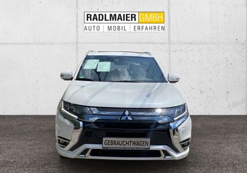 Mitsubishi Outlander, 2021