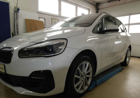 BMW 216, 2019
