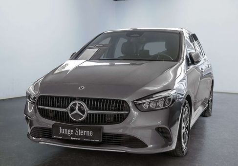 Mercedes-Benz B 200, 2024