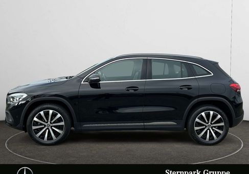 Mercedes-Benz GLA 200, 2020