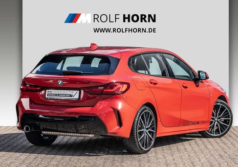 BMW 118, 2024 2