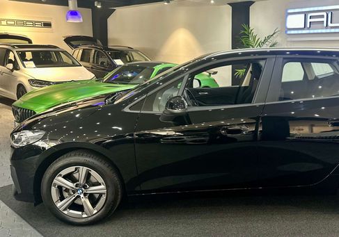 BMW 218, 2024 3