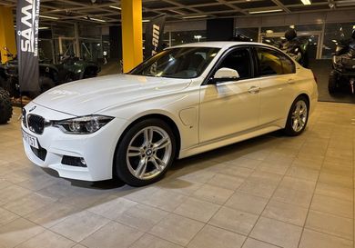 BMW 330, 2017