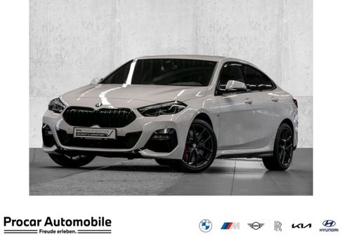BMW 220, 2022