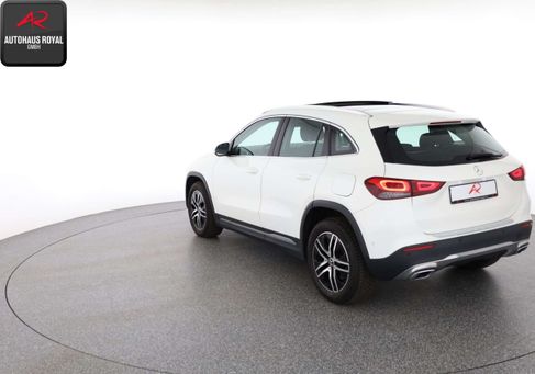 Mercedes-Benz GLA 250, 2020