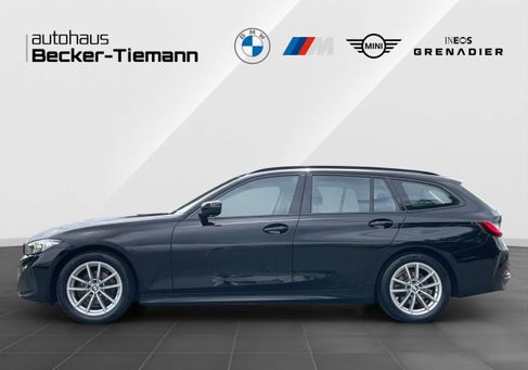BMW 318, 2023