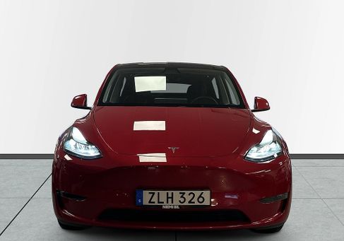 Tesla Model Y, 2022