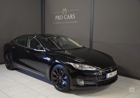 Tesla Model S, 2014