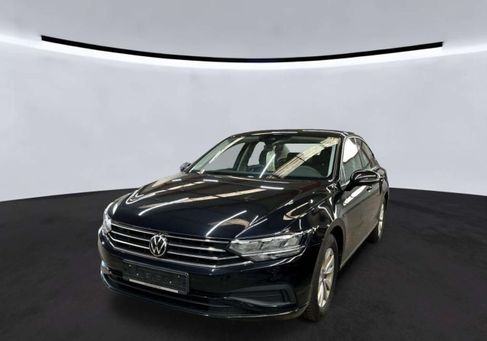 Volkswagen Passat, 2021
