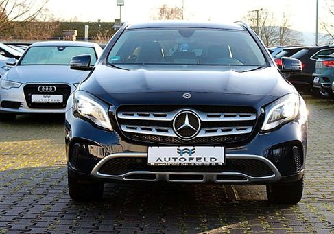 Mercedes-Benz GLA 220, 2018