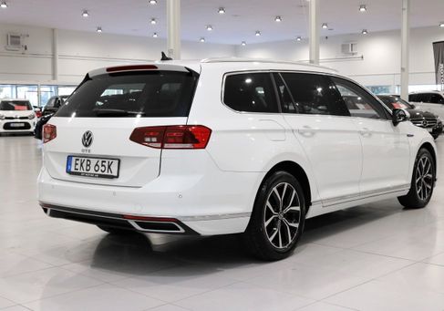 Volkswagen Passat Variant, 2022 3