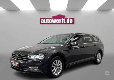 Volkswagen Passat Variant, 2022