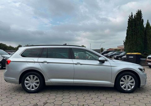 Volkswagen Passat Variant, 2021