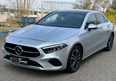 Mercedes-Benz A 200, 2023