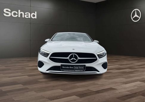 Mercedes-Benz A 180, 2025