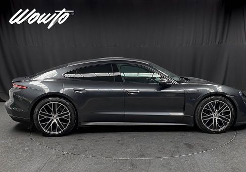 Porsche Taycan, 2021