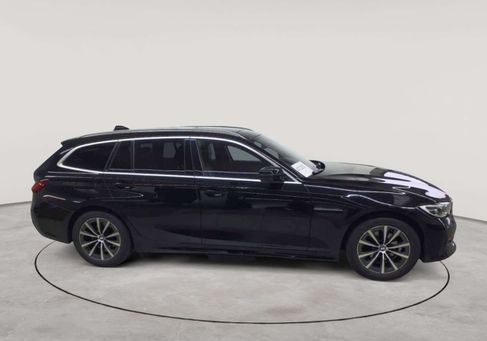 BMW 320, 2022