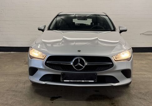 Mercedes-Benz CLA 200, 2021