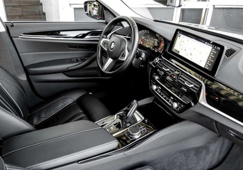 BMW 520, 2022