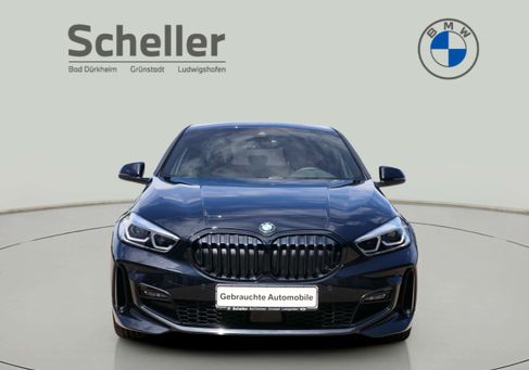 BMW 118, 2023