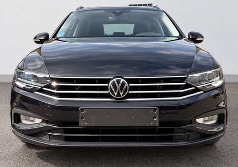 Volkswagen Passat Variant, 2023 3
