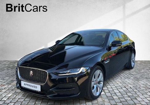 Jaguar XE, 2021 2