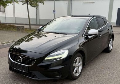 Volvo V40, 2018