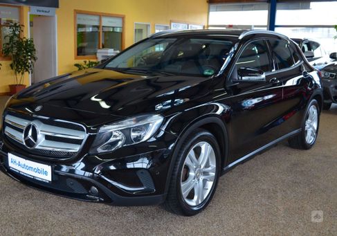 Mercedes-Benz GLA 220, 2016