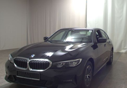 BMW 318, 2022 2