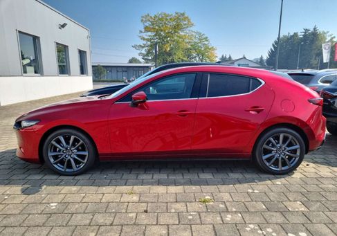 Mazda 3, 2024