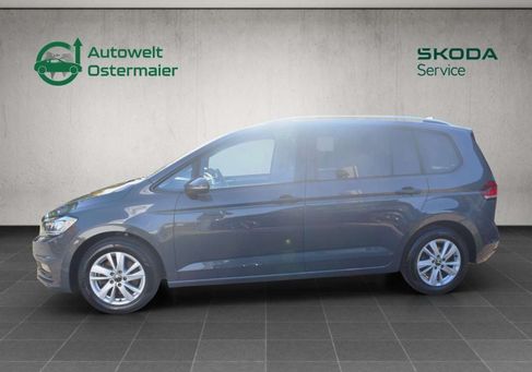 Volkswagen Touran, 2023 3