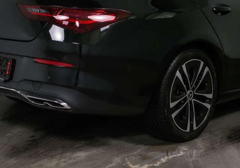 Mercedes-Benz CLA 180, 2024