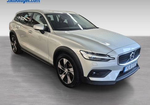 Volvo V60 Cross Country, 2022