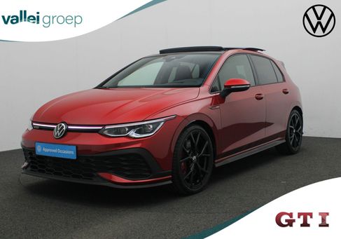 Volkswagen Golf, 2022