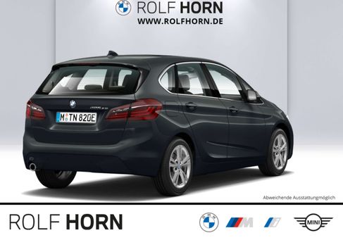 BMW 225, 2021