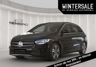 Mercedes-Benz B 180, 2022