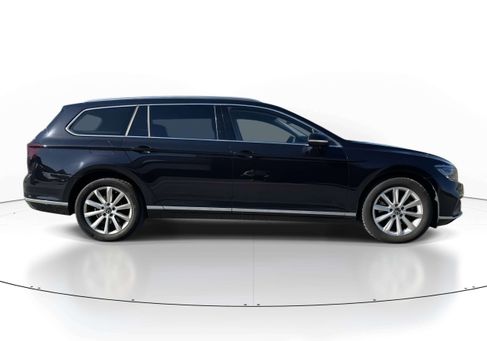 Volkswagen Passat Variant, 2023 2