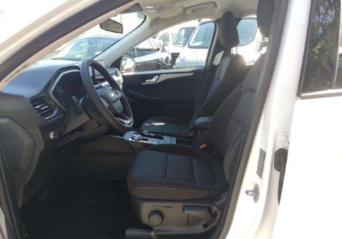Ford Kuga, 2023