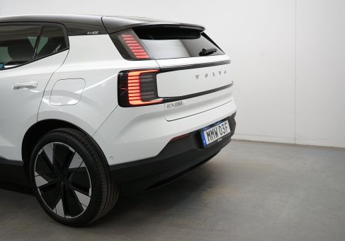 Volvo EX30, 2025