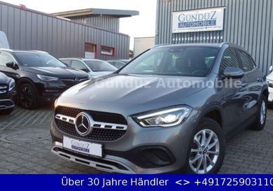 Mercedes-Benz GLA 200, 2022