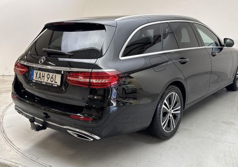 Mercedes-Benz E 220, 2023 3