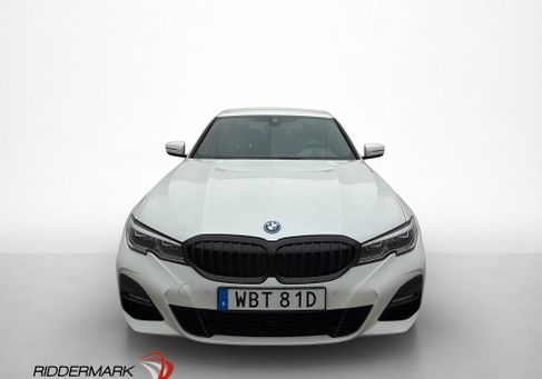 BMW 330, 2022