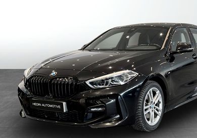 BMW 118, 2021