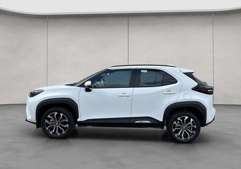 Toyota Yaris Cross, 2025