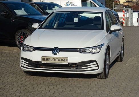 Volkswagen Golf, 2023