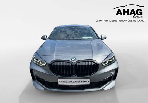 BMW 118, 2023