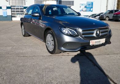 Mercedes-Benz E 220, 2017